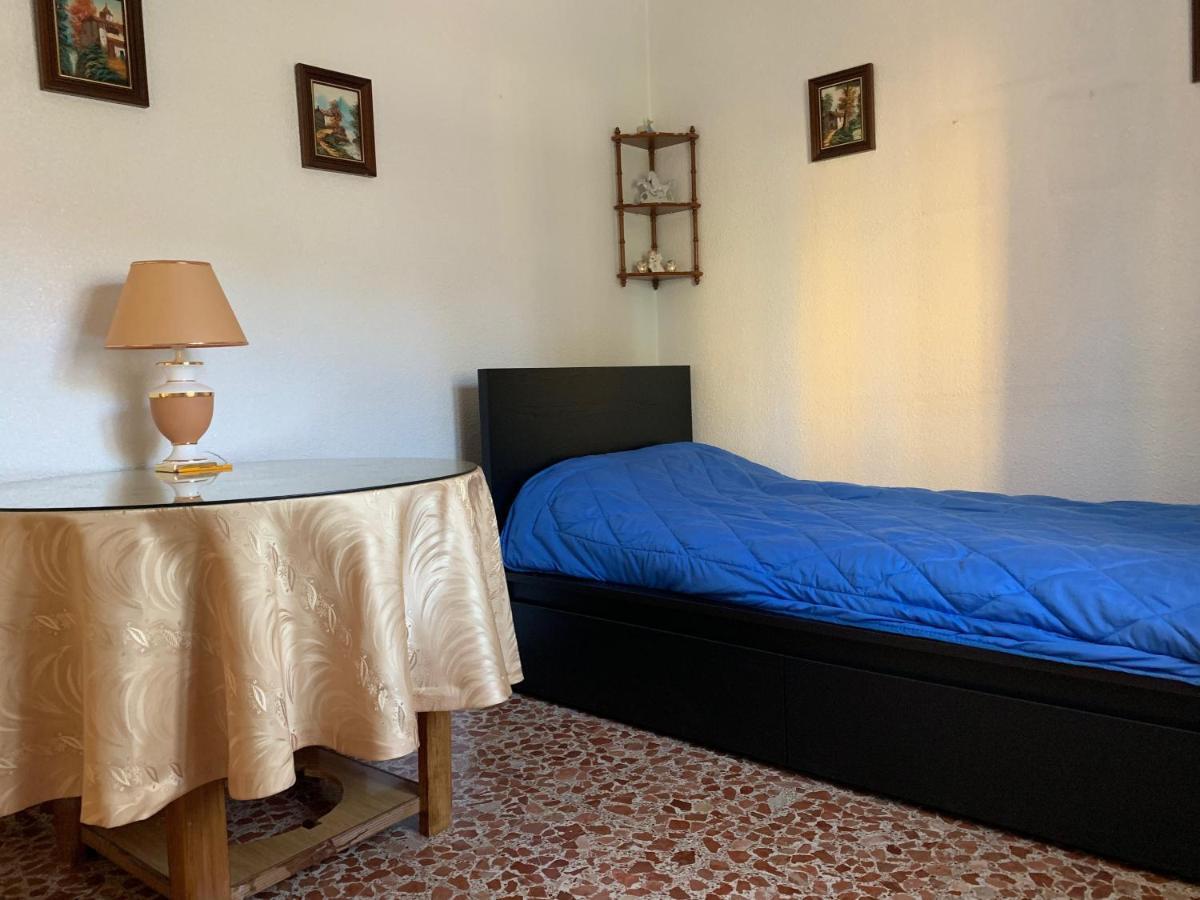 Apartments Plaza De Las Escuelas Αλικάντε Εξωτερικό φωτογραφία